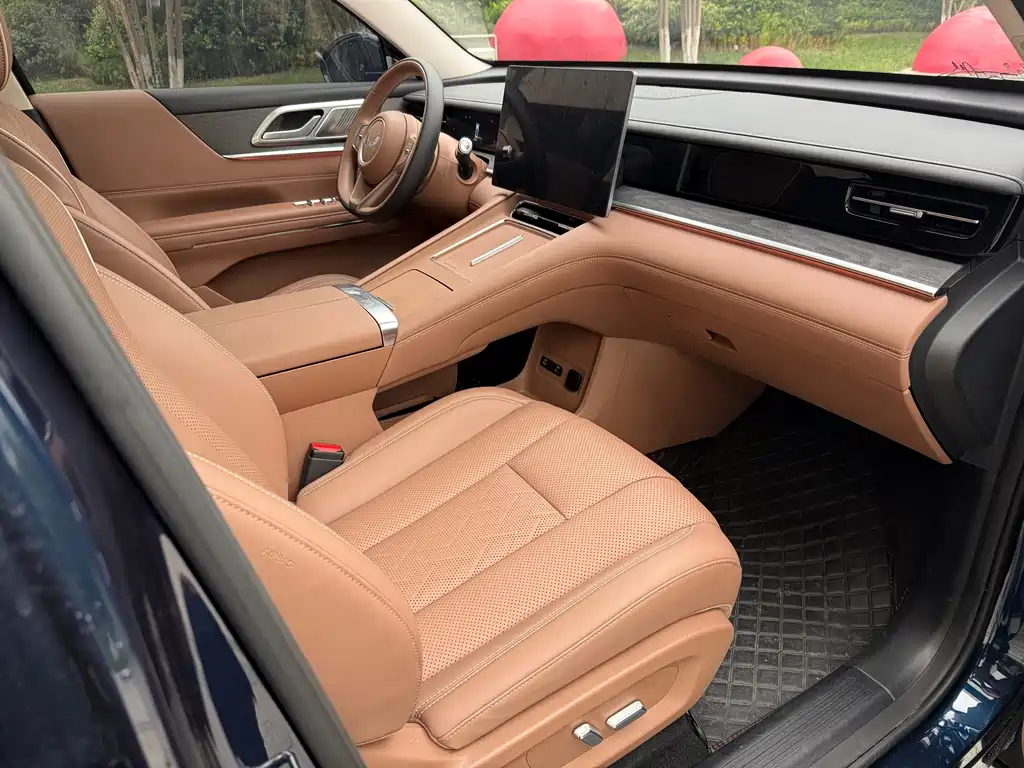 Wuling Xingguang L — миниатюра 8