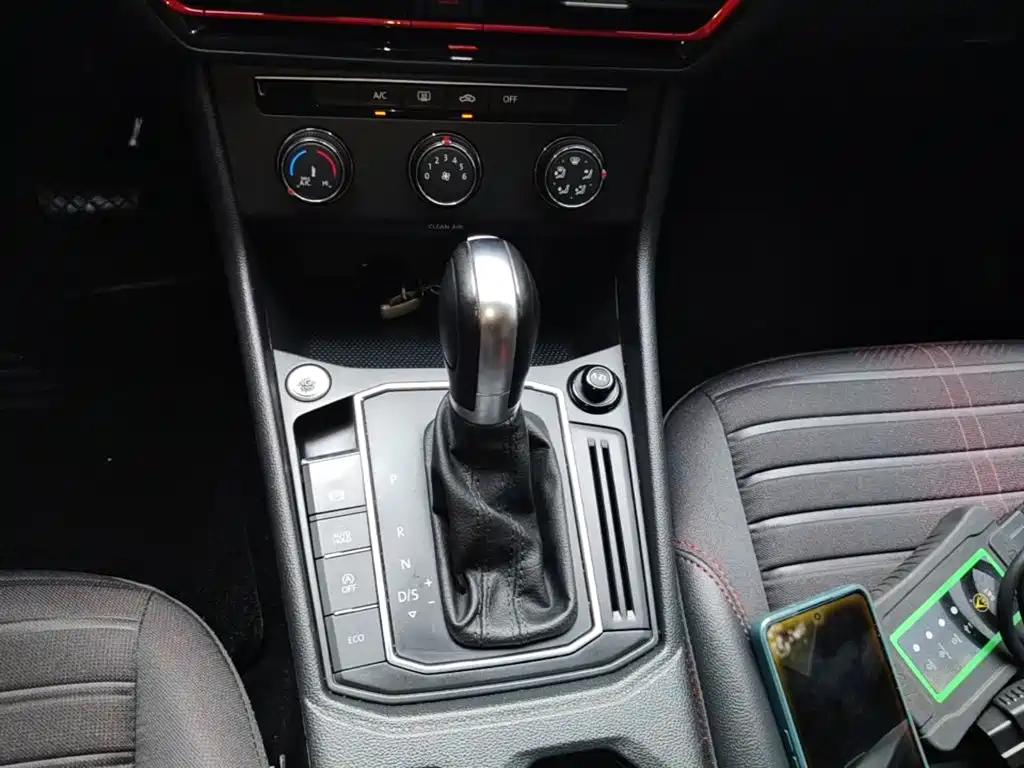 Volkswagen Lavida — миниатюра 14