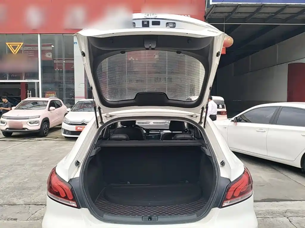 MG MG6 — миниатюра 19
