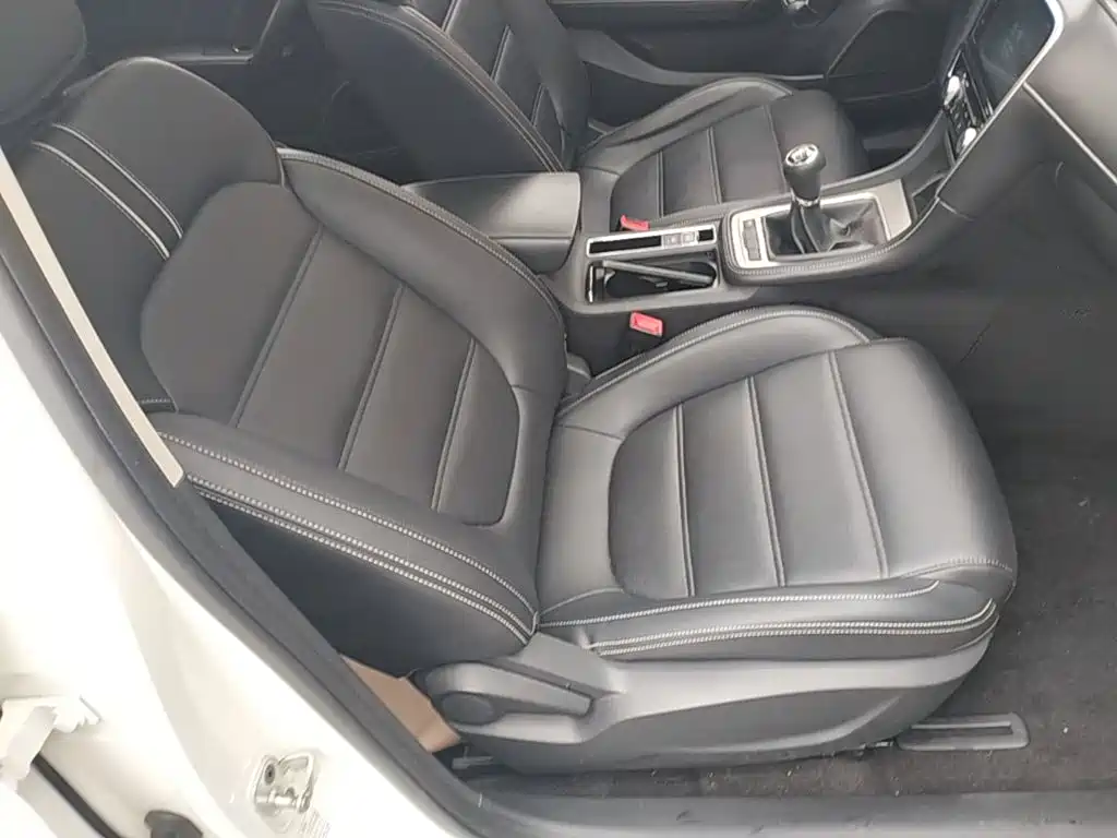 MG MG6 — миниатюра 25
