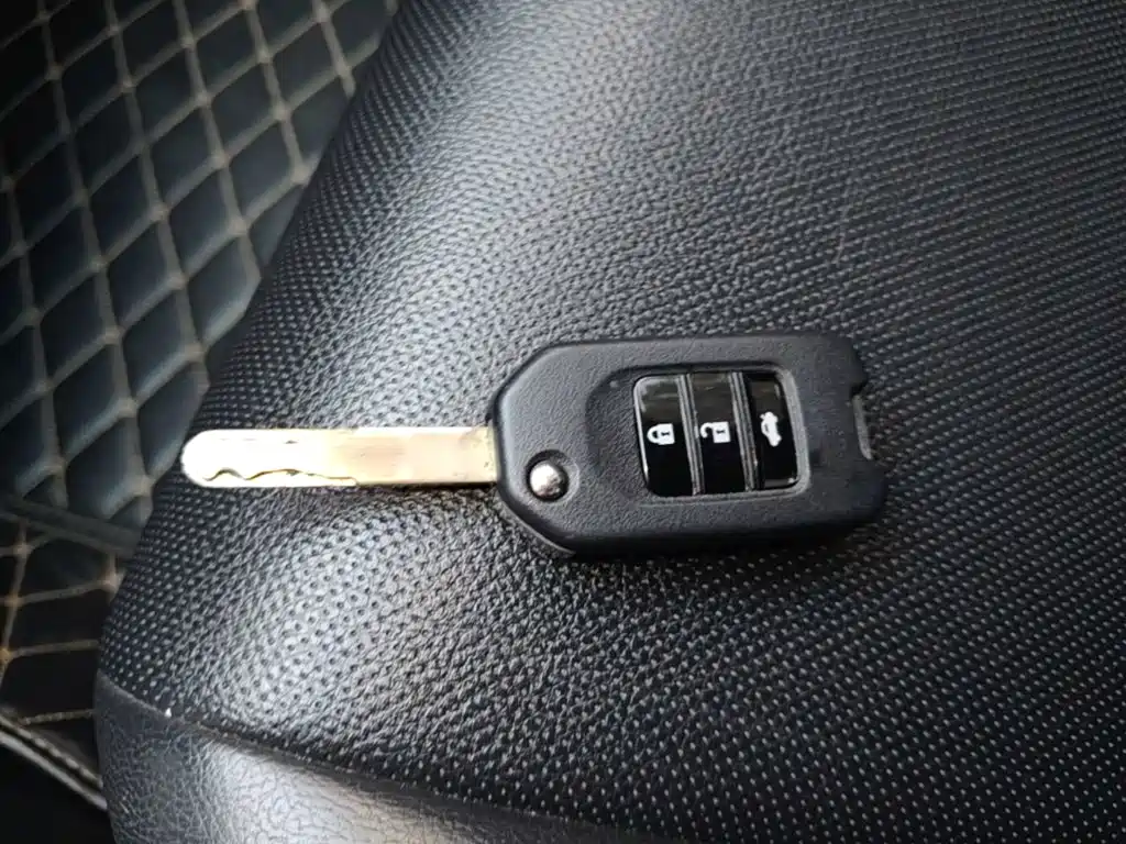 Honda Accord — миниатюра 9