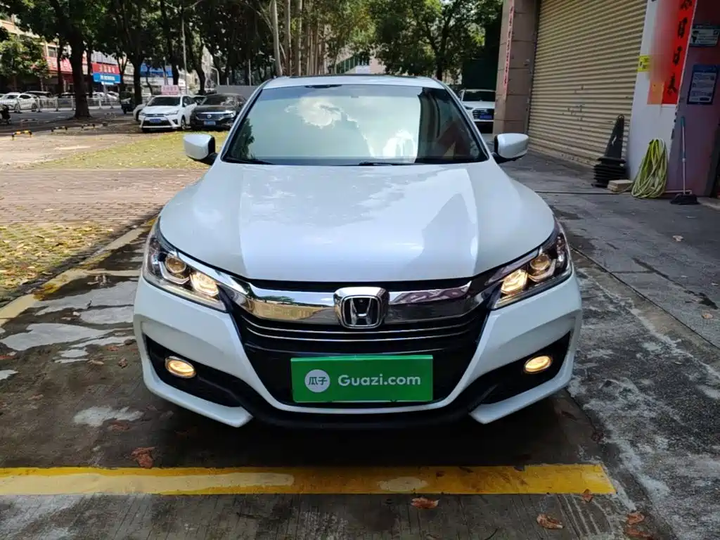 Honda Accord — миниатюра 3