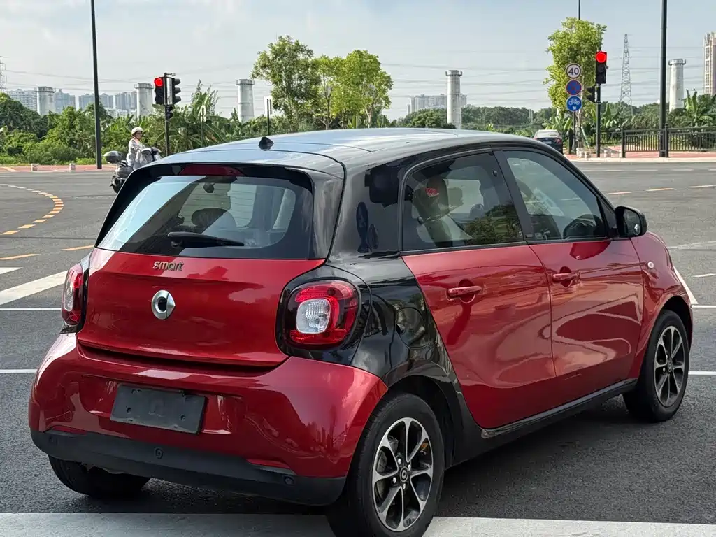 smart Smart Forfour — миниатюра 7