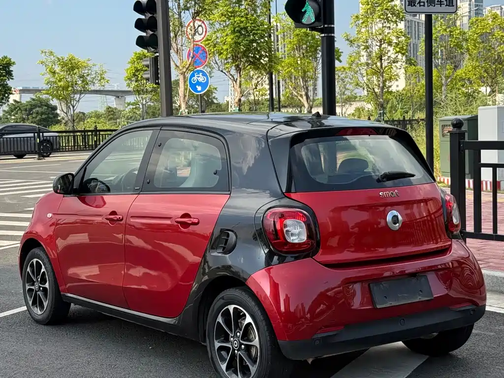 smart Smart Forfour — миниатюра 8