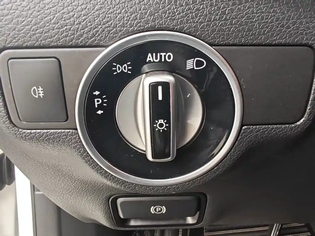 Mercedes-Benz GLA — миниатюра 19