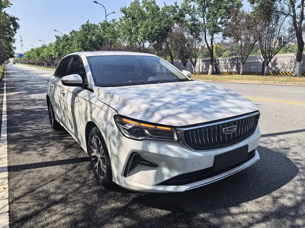 Geely Emgrand — миниатюра 3