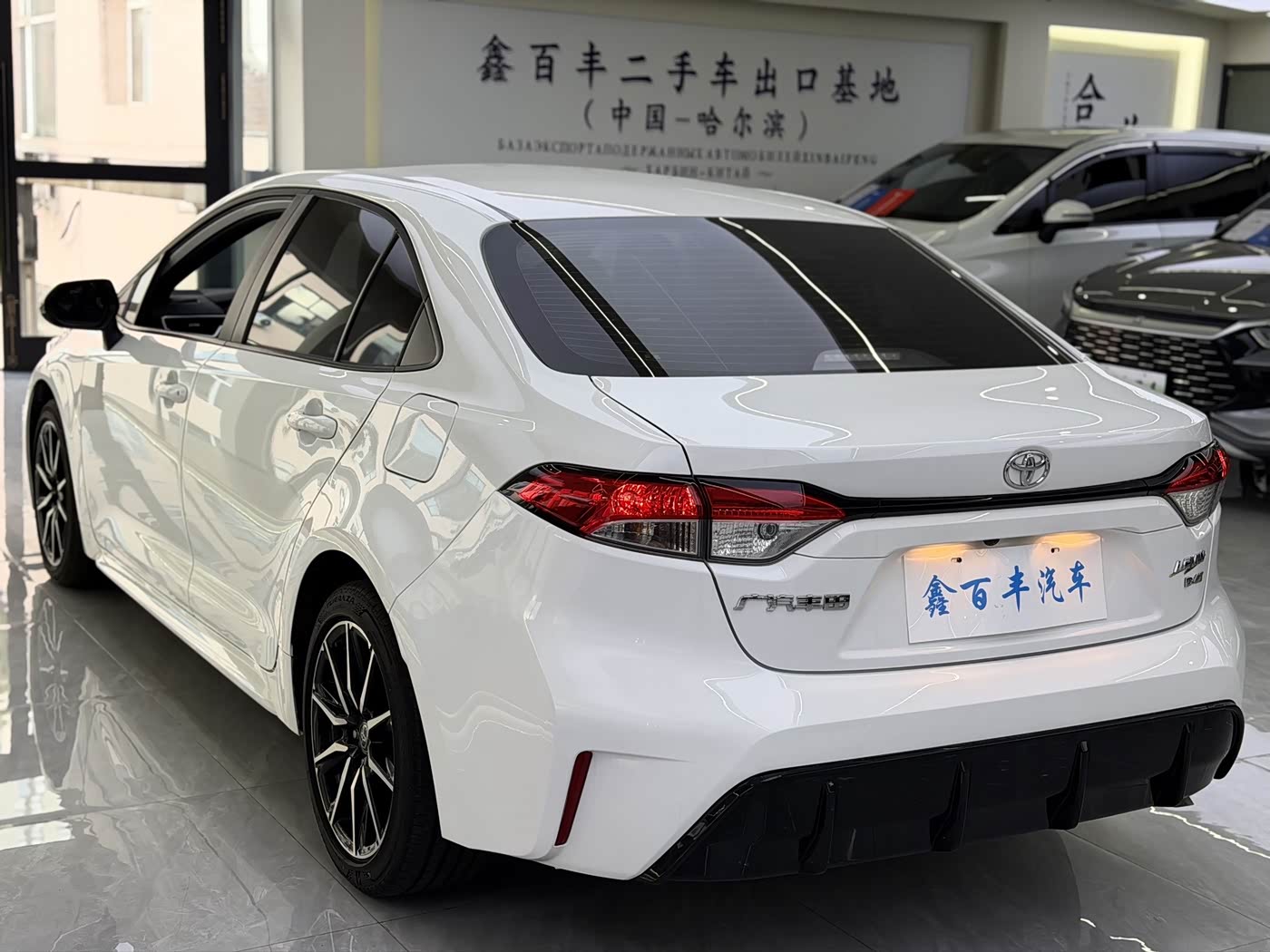 Toyota Levin 1.2 л 2023 г. Белый, пробег 16000 км
