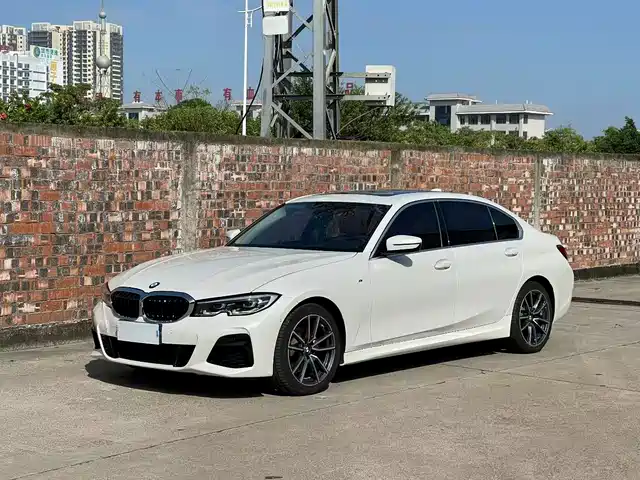 BMW  3 SERIES