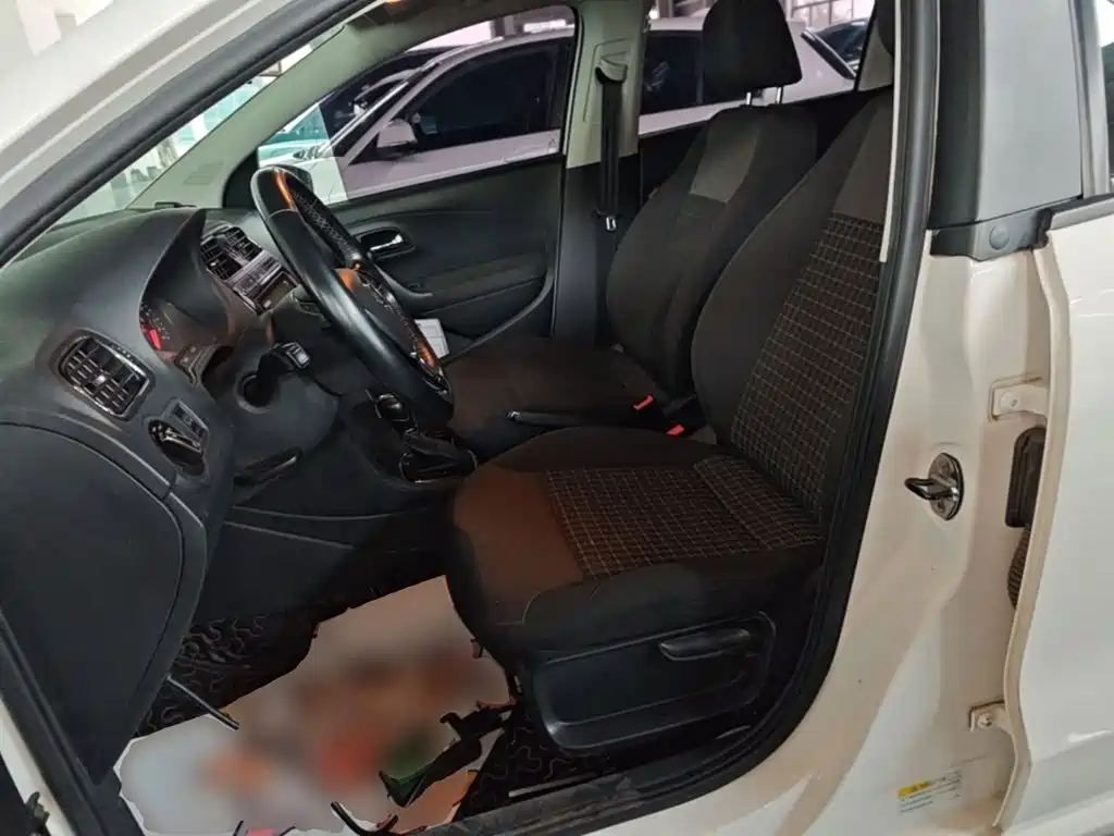 Volkswagen Polo — миниатюра 15