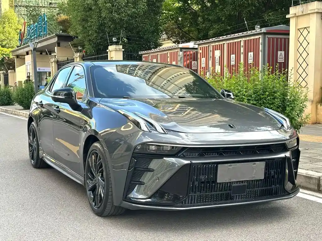 Lynk & Co 03 — миниатюра 3