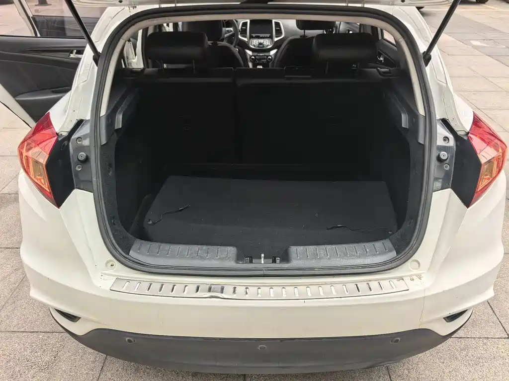 Changan Eado XT — миниатюра 7