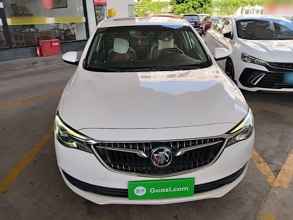 Buick Excelle — миниатюра 3