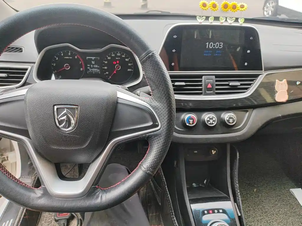 Baojun 310 — миниатюра 10