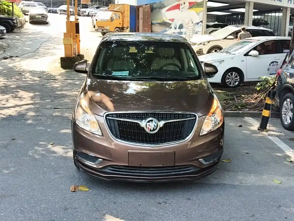 Buick GL8 — миниатюра 3