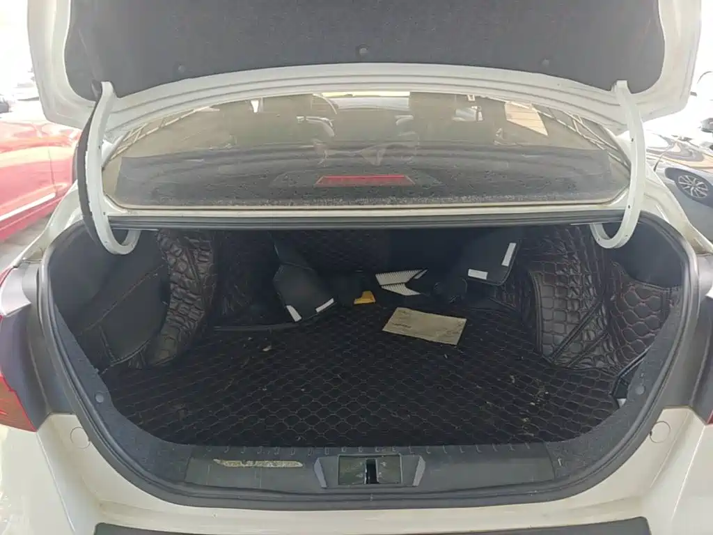 Geely Emgrand — миниатюра 19