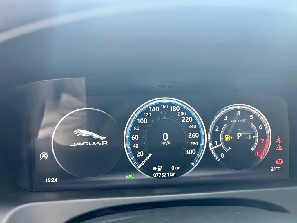 Jaguar XFL — миниатюра 18
