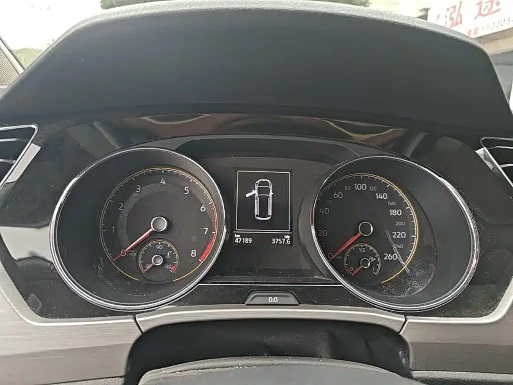 Volkswagen Touran — миниатюра 12