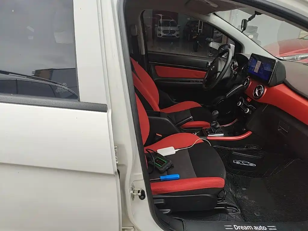 BAIC Senova X25 — миниатюра 25