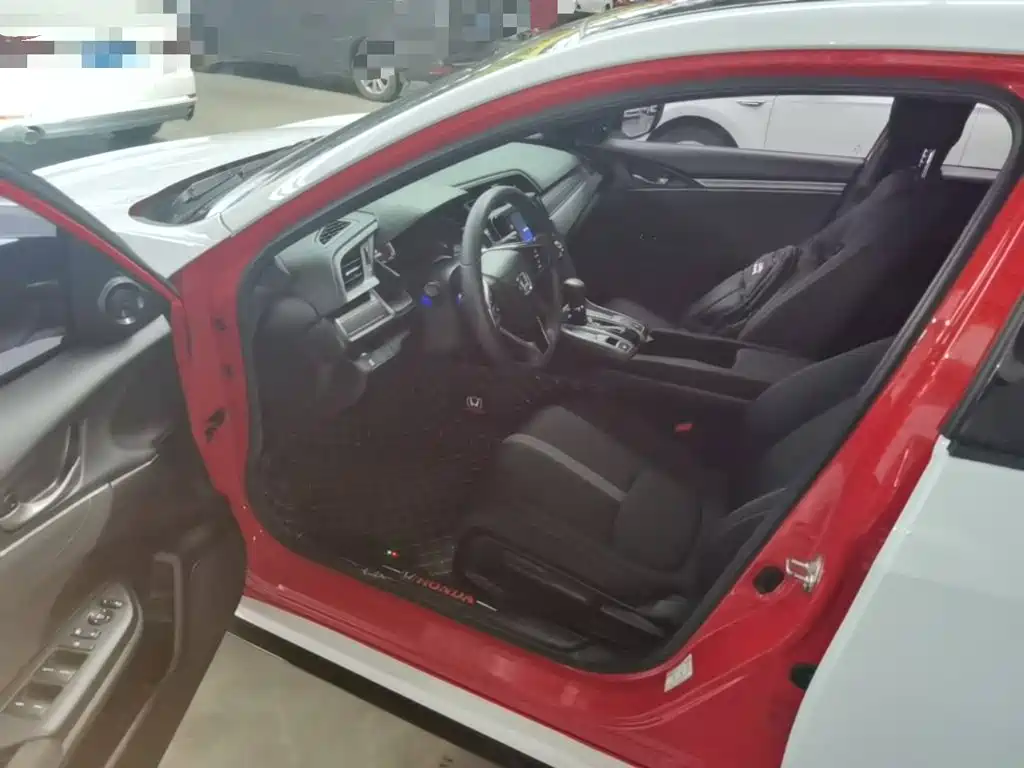 Honda Civic — миниатюра 16