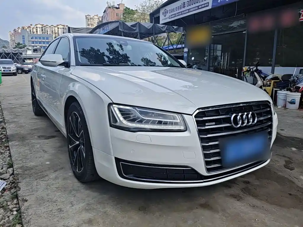 Audi A8 — миниатюра 4