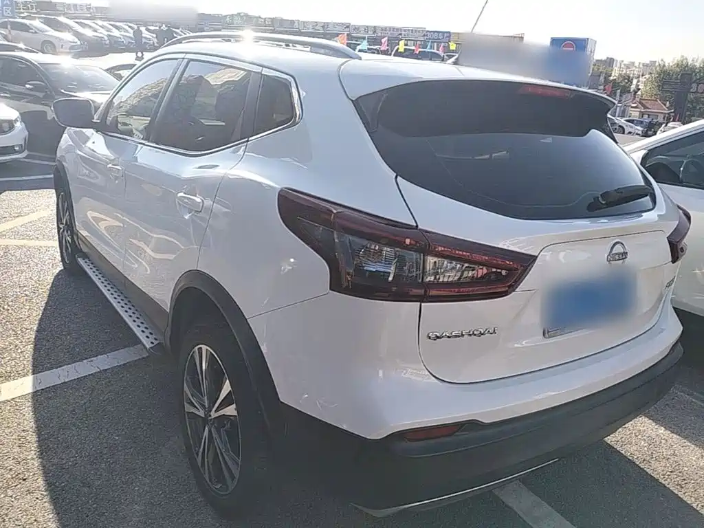Nissan Qashqai 2023 — фото 4