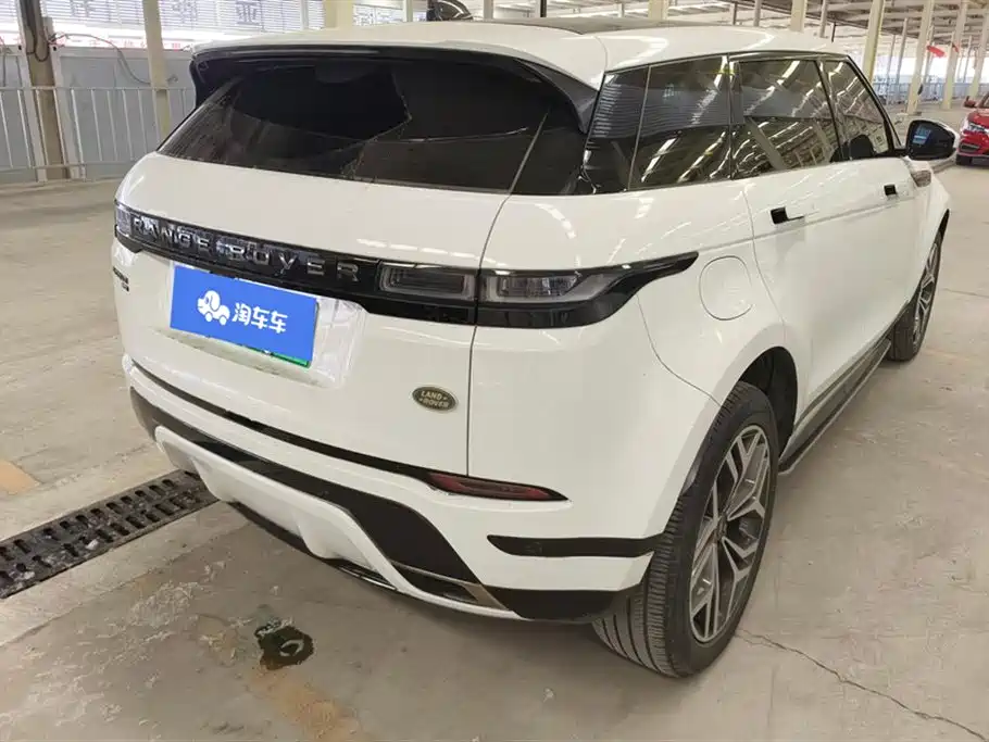 Land Rover Range Rover Evoque 2022 L P300e