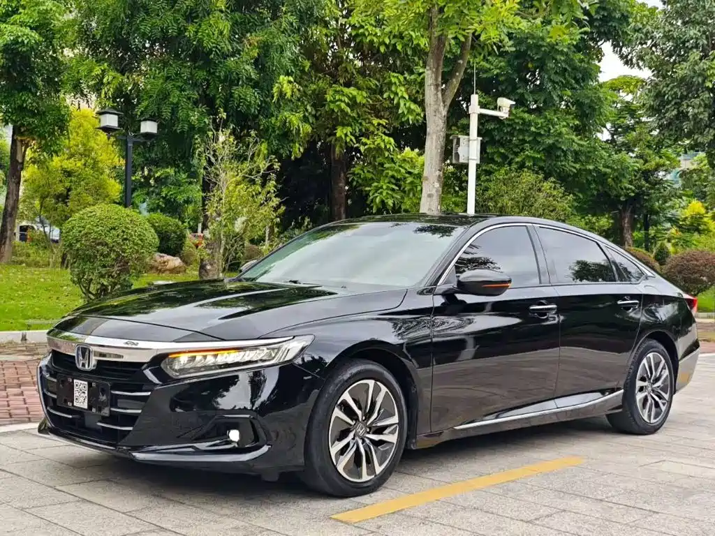 Honda Accord — миниатюра 2