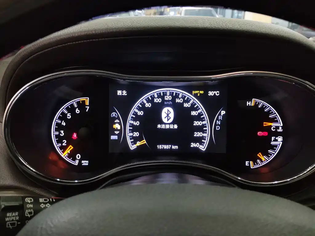 Jeep Grand Cherokee (Import) — миниатюра 4