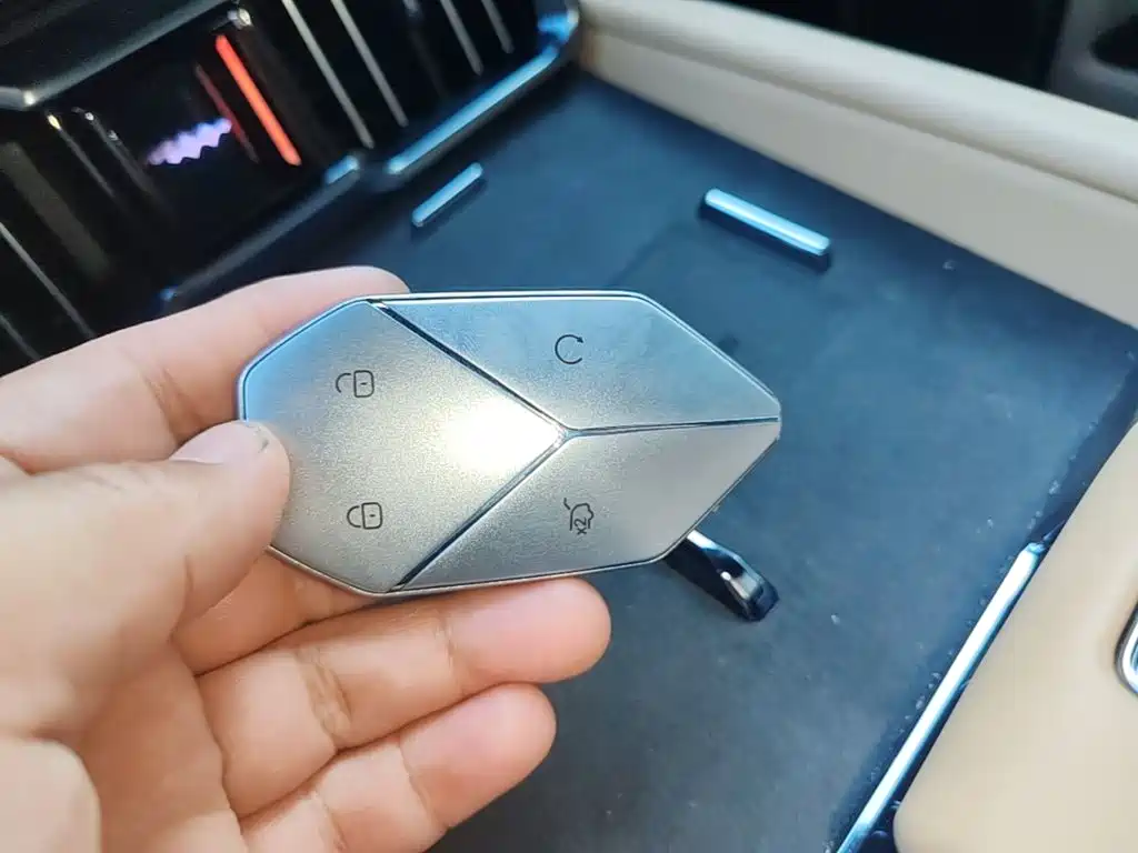 Fang Cheng Bao Leopard 8 — миниатюра 9