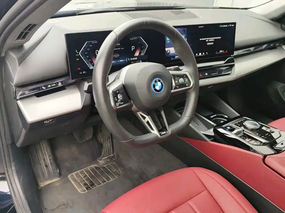 BMW i5 — миниатюра 9