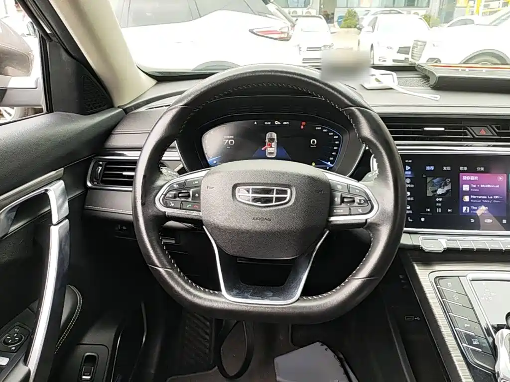 Geely Boyue — миниатюра 11
