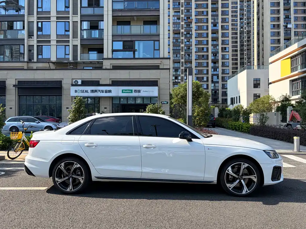 Audi A4L — миниатюра 19