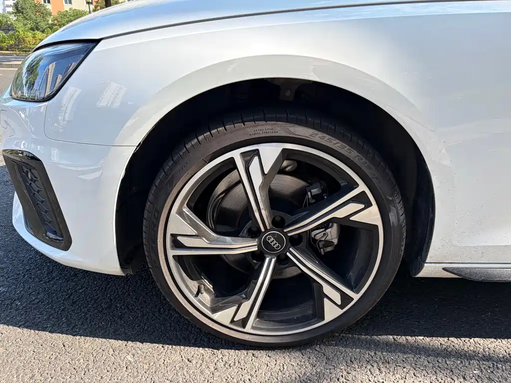 Audi A4L — миниатюра 18