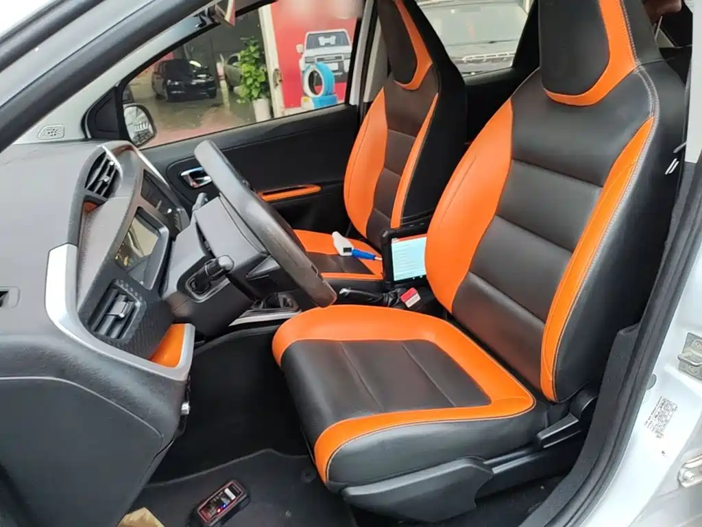Geely Vision X1 — миниатюра 15
