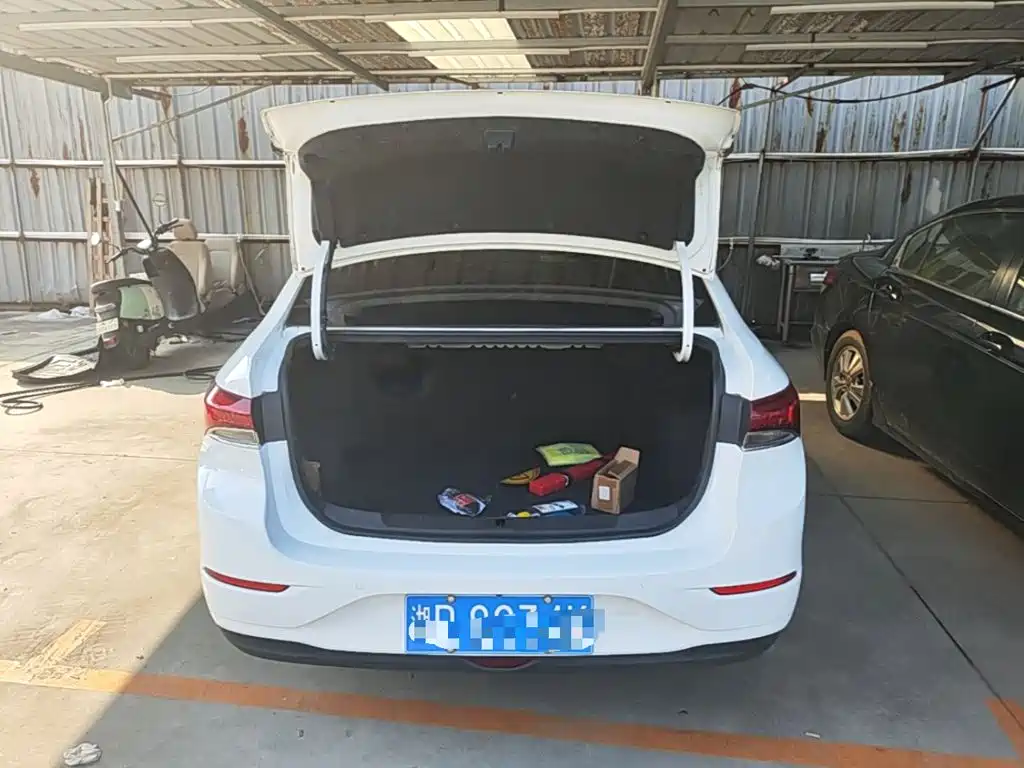 Buick Excelle — миниатюра 19