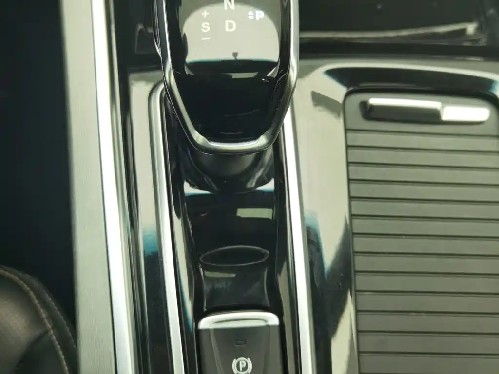 JAC X7 — миниатюра 13