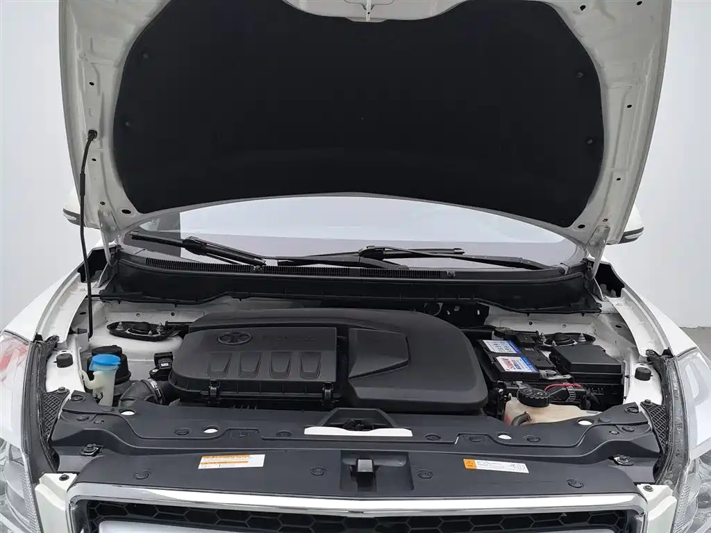 BAIC X65 2015 2.0T AT Elite