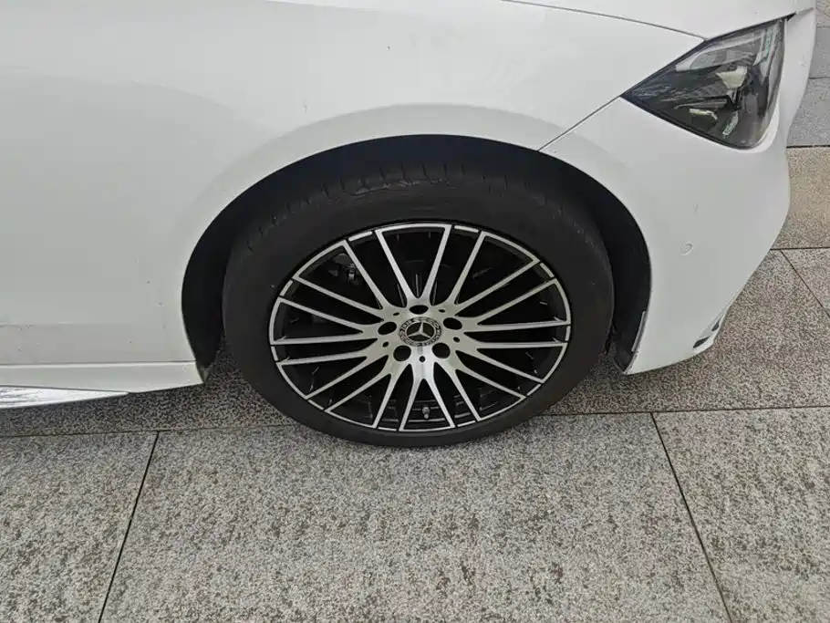 Mercedes-Benz C-Class — миниатюра 6