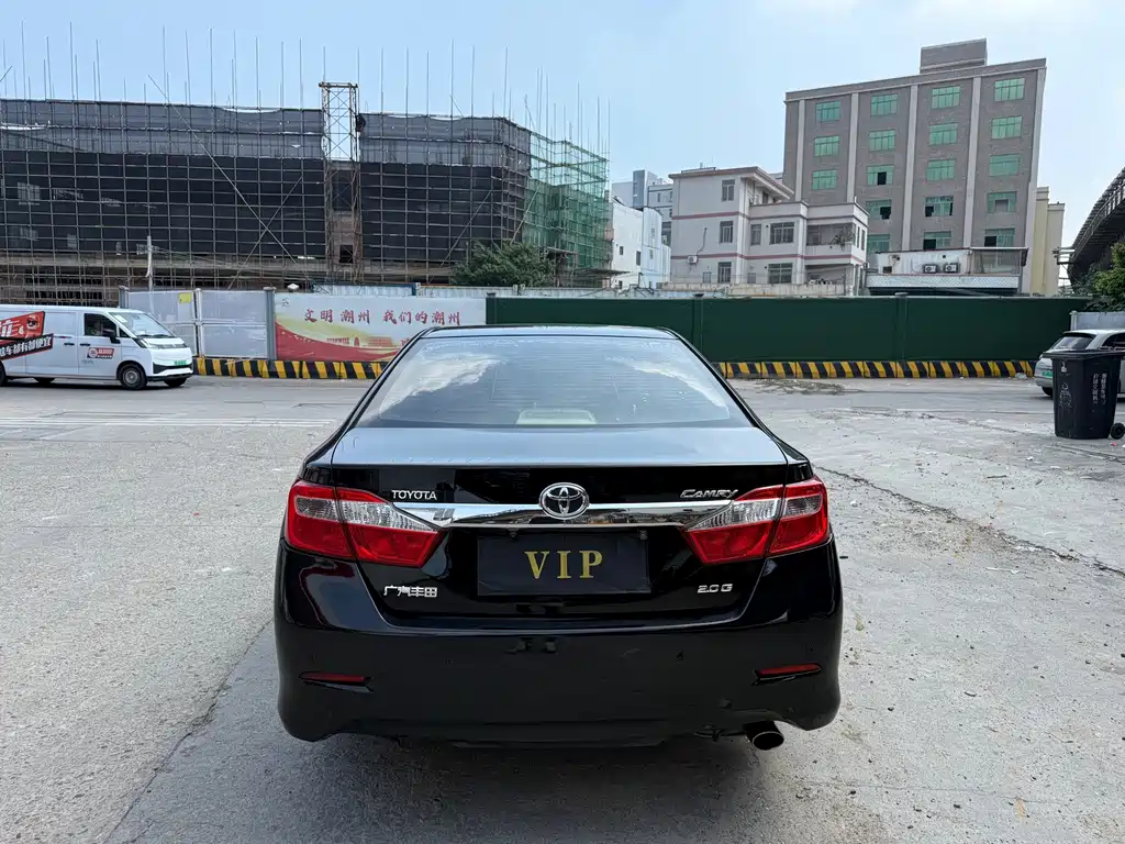Toyota Camry — миниатюра 23