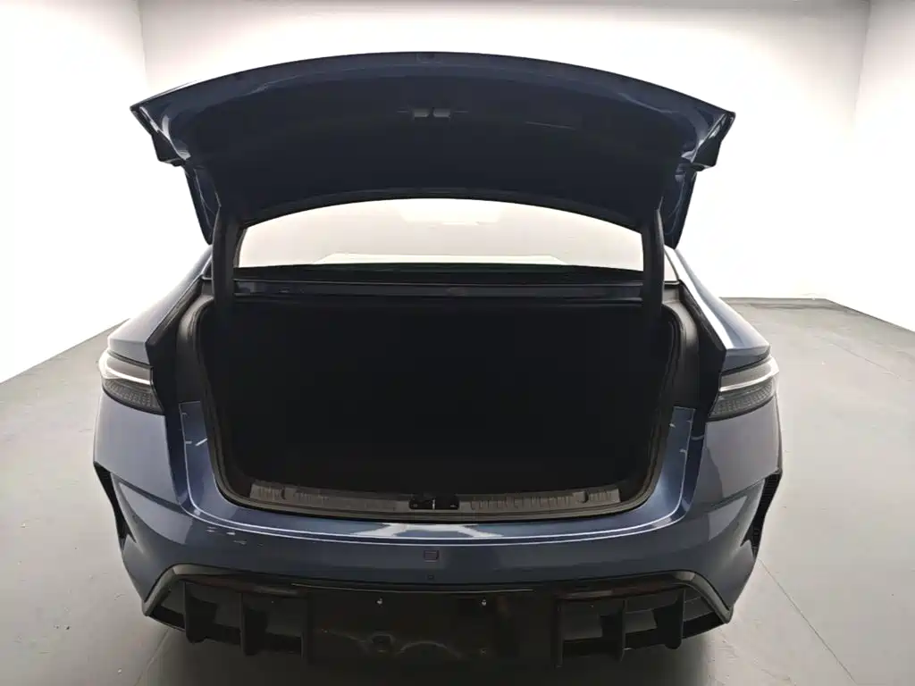 BYD Seal — миниатюра 19