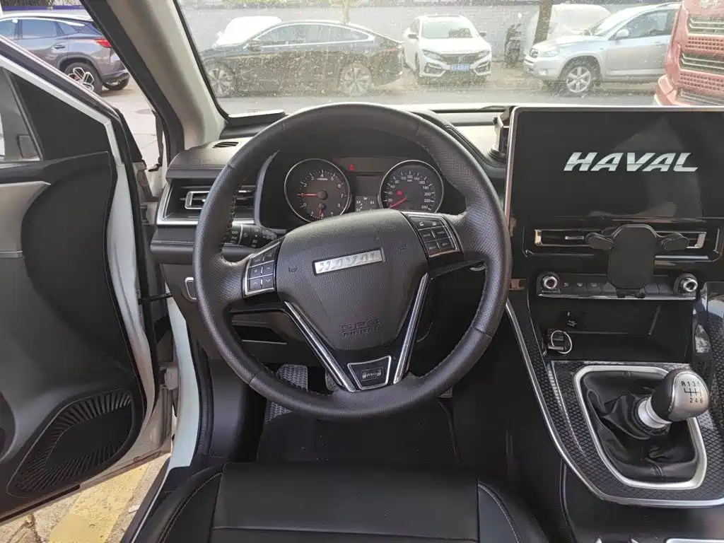 Haval M6 — миниатюра 6
