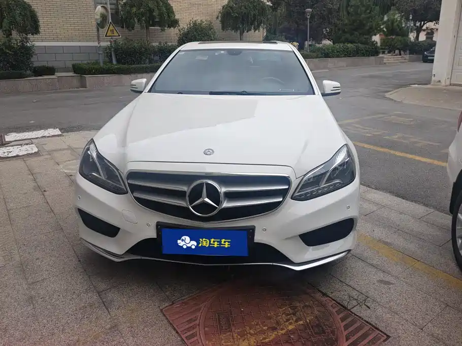 Mercedes-Benz E-Class — миниатюра 2