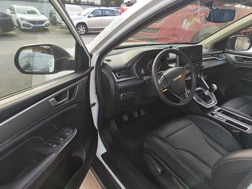 Haval M6 — миниатюра 12