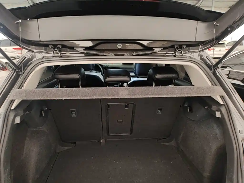Volkswagen Golf — миниатюра 19