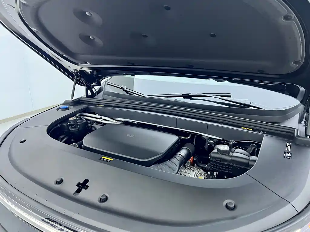 Li Auto Li L6 — миниатюра 32