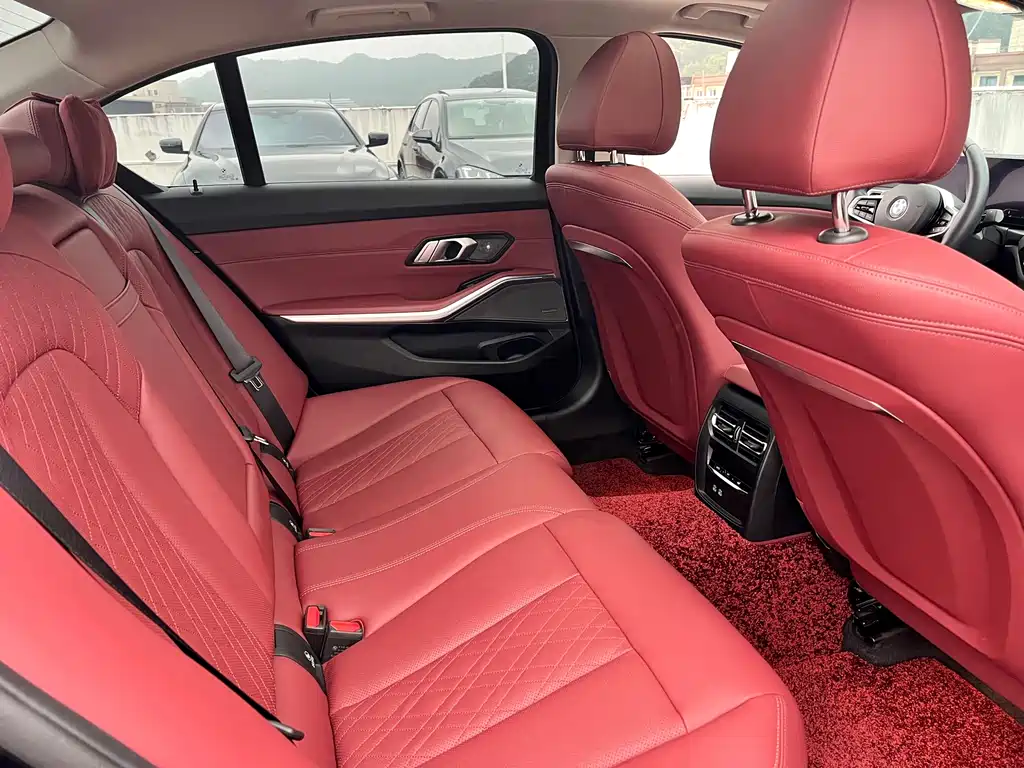 BMW 3 Series — миниатюра 5
