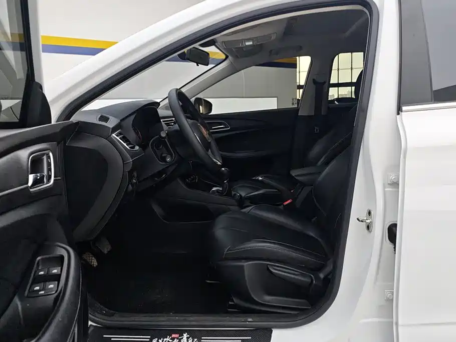 Roewe i5 — миниатюра 9