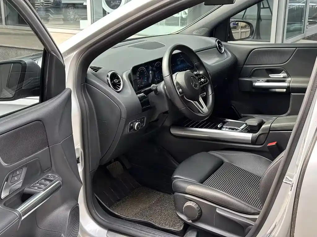 Mercedes-Benz B-Class — миниатюра 9