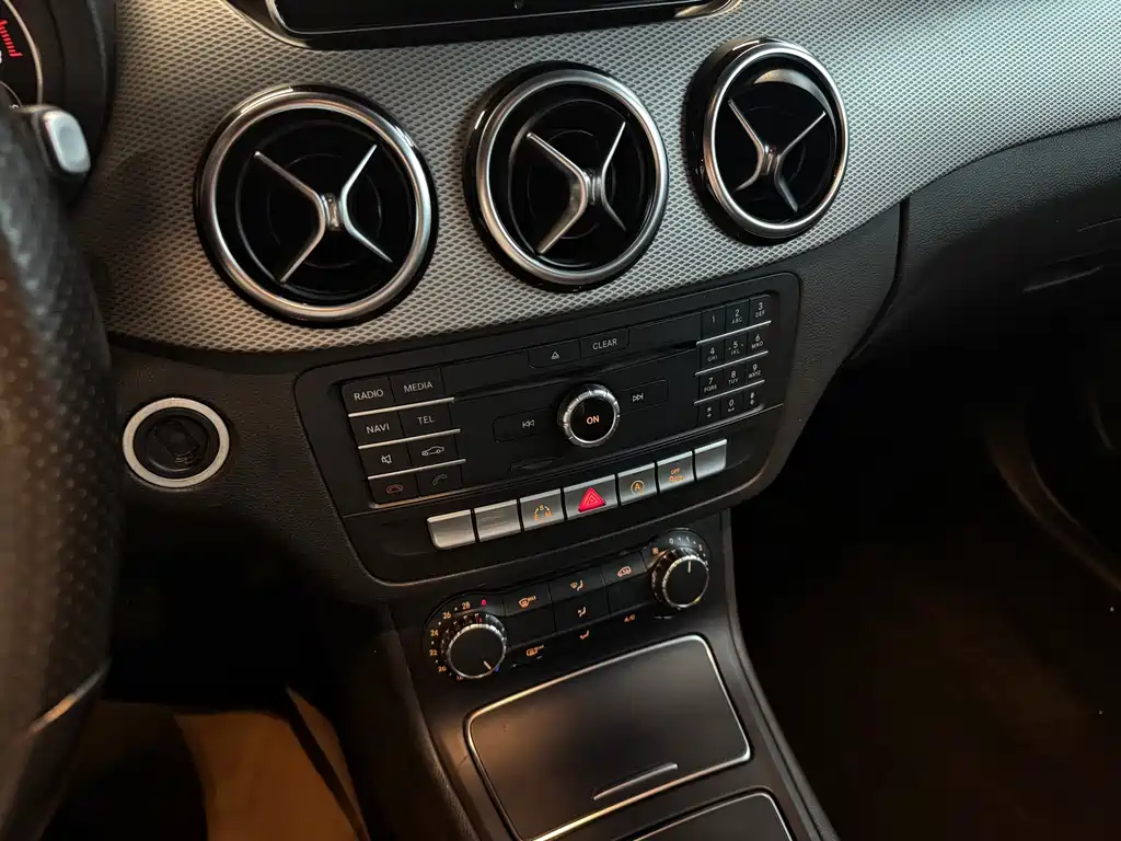 Mercedes-Benz B-Class — миниатюра 5