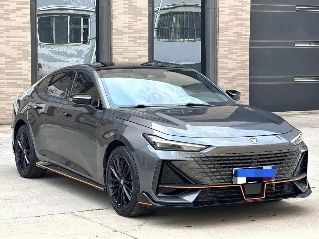 Changan UNI-V — миниатюра 3
